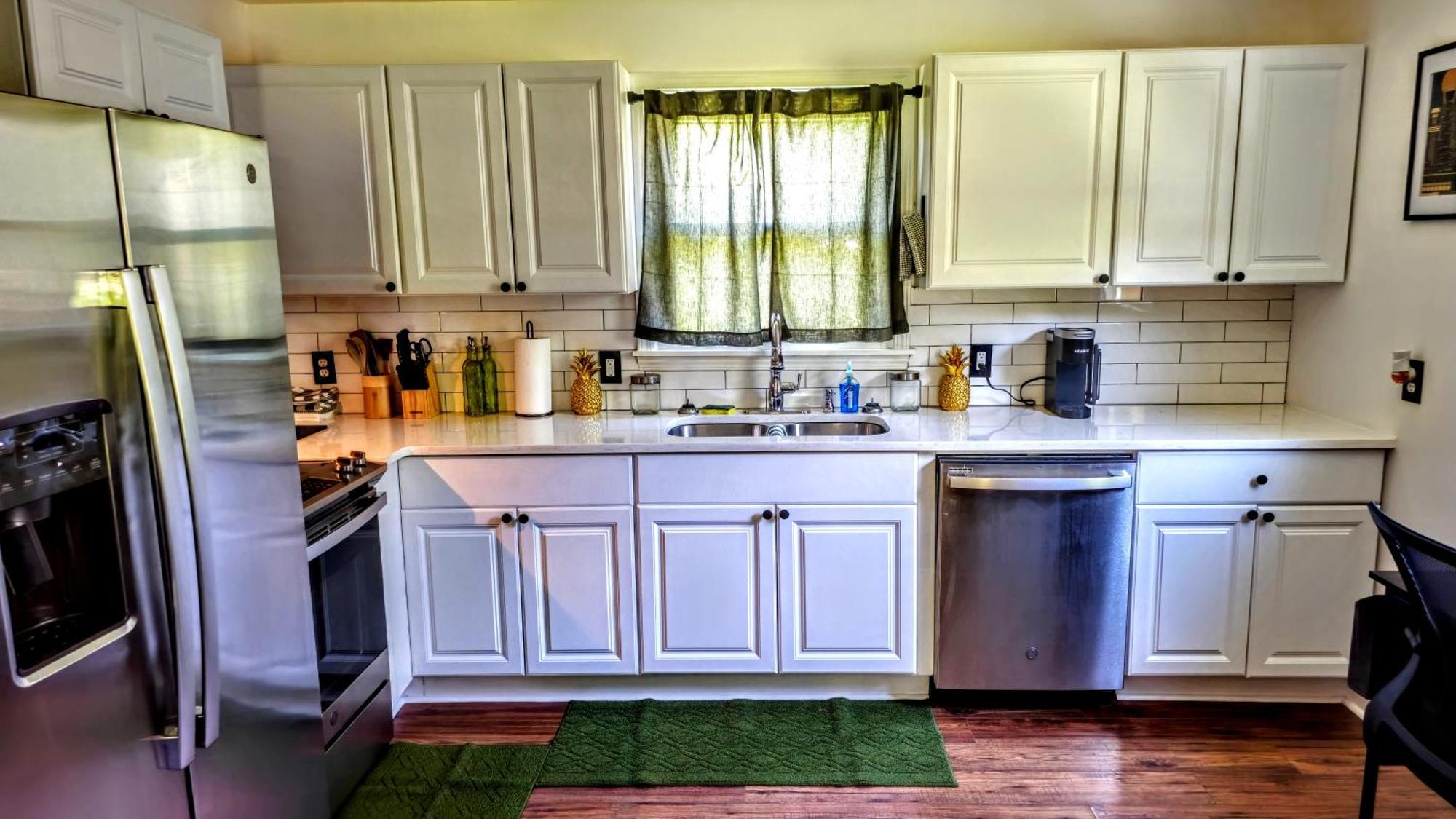Luxury Duplex Unit In Unit A Apartment *